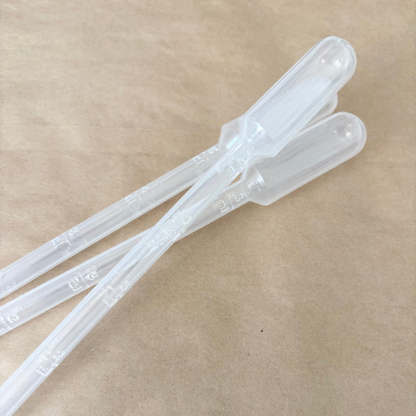 plastic pipettes
