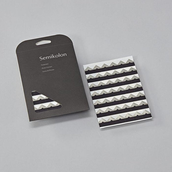 SEMIKOLON Photo Corners