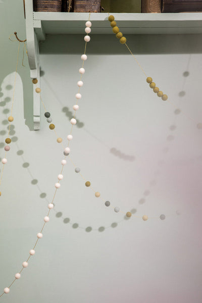 Muskhane Malla Felt Garland